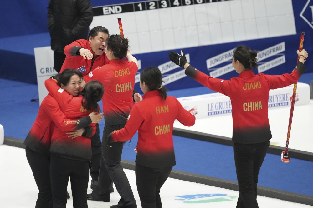 欧冠 联赛阶段第6轮，拜仁3比1葡萄牙体育