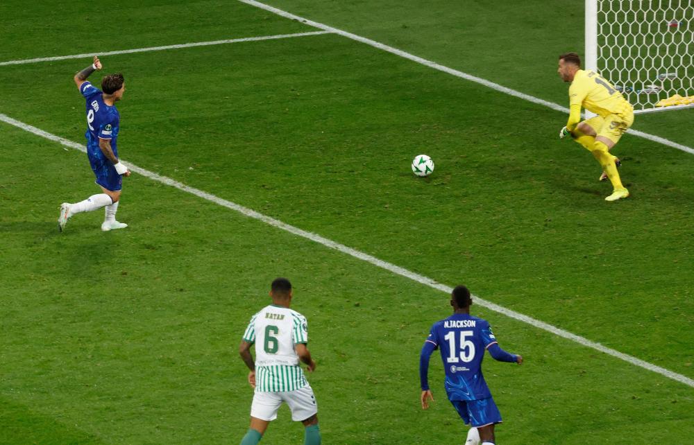 喜得千金，索博斯洛伊晒照宣布女儿出生